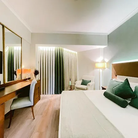 عافية وسبا إليكا