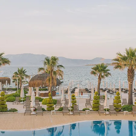 عافية وسبا إليكا منتجع 5*