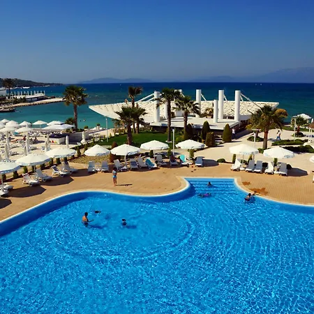 عافية وسبا إليكا Çeşme