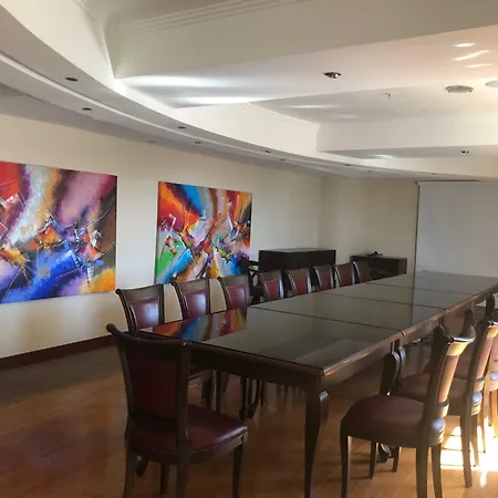 عافية وسبا إليكا