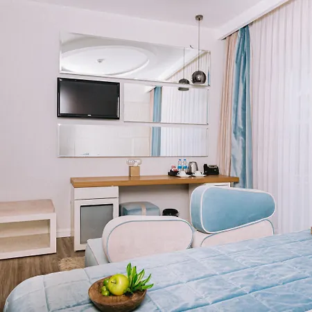 伊利察温泉疗养度假酒店 Çeşme