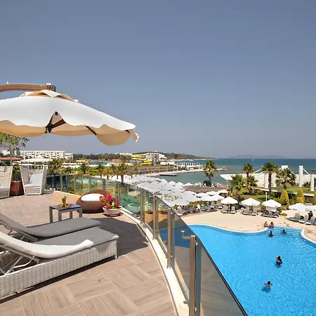 伊利察温泉疗养度假酒店 Çeşme