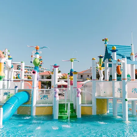 伊利察温泉疗养度假酒店 5* Çeşme