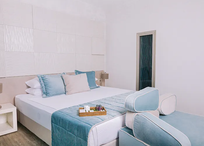 伊利察温泉疗养度假酒店 度假村 5*