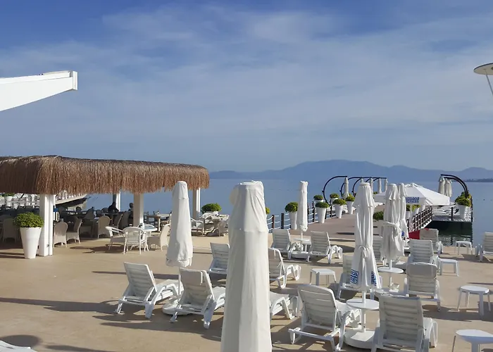 伊利察温泉疗养度假酒店 度假村 Çeşme