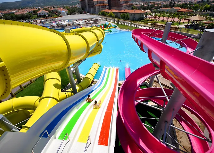 伊利察温泉疗养度假酒店 度假村 5*