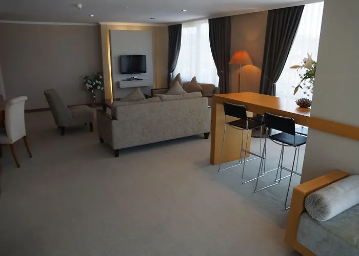 伊利察温泉疗养度假酒店 度假村