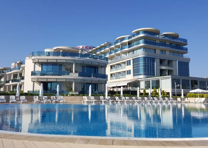 伊利察温泉疗养度假酒店 5*